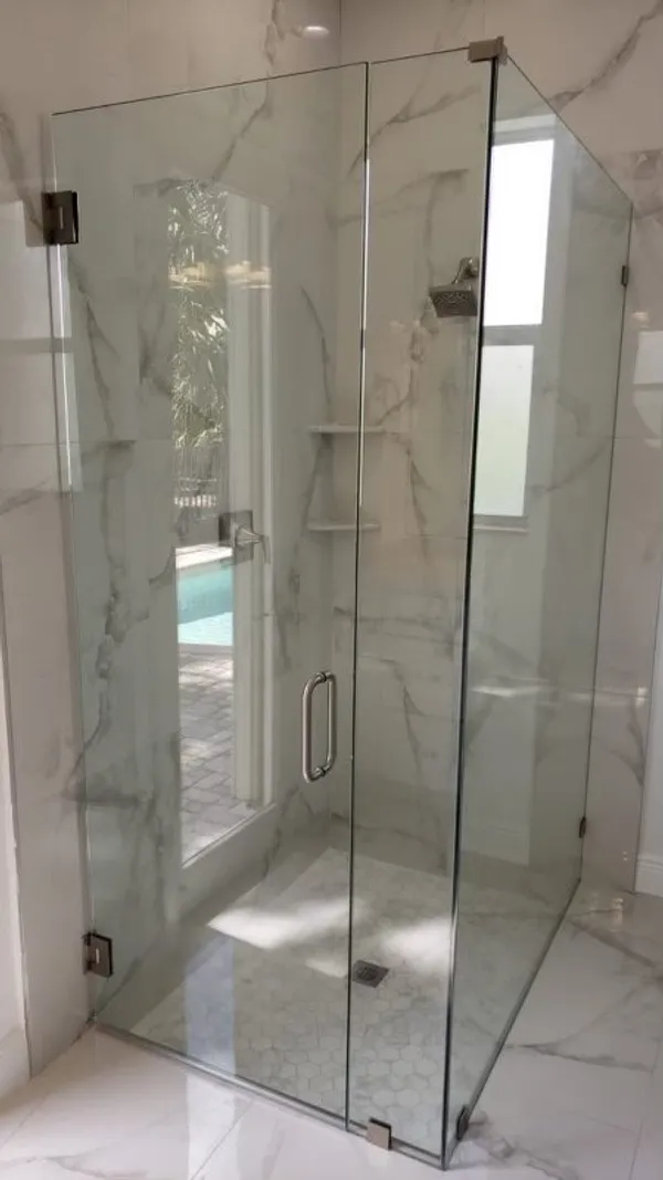 Picture of glass shower door - Replace Glass